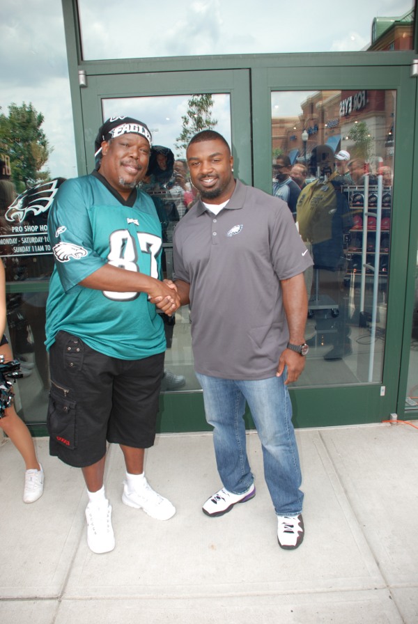 Toe-knee-with Brian Westbrook